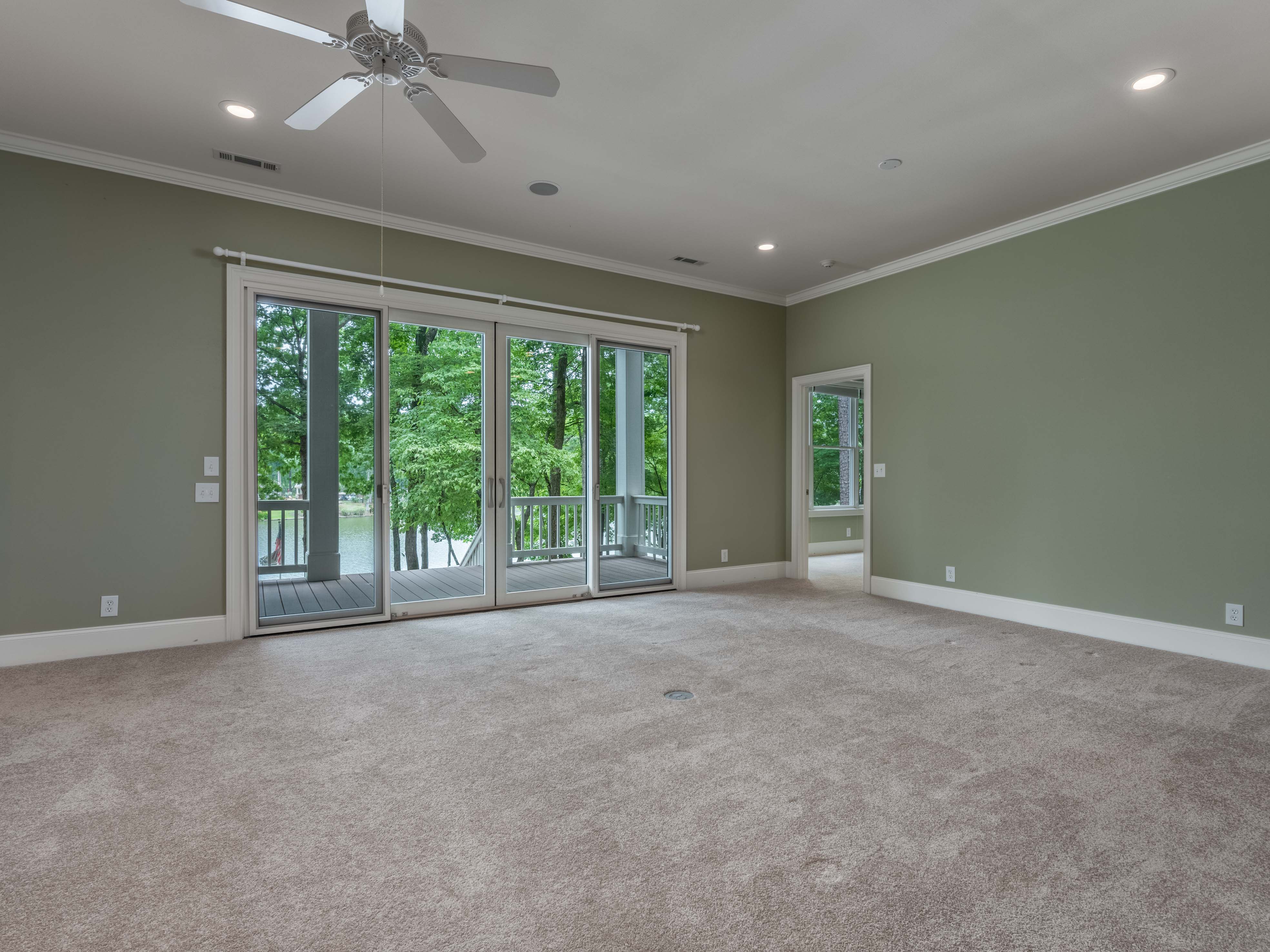 1141 Davison Drive image 17